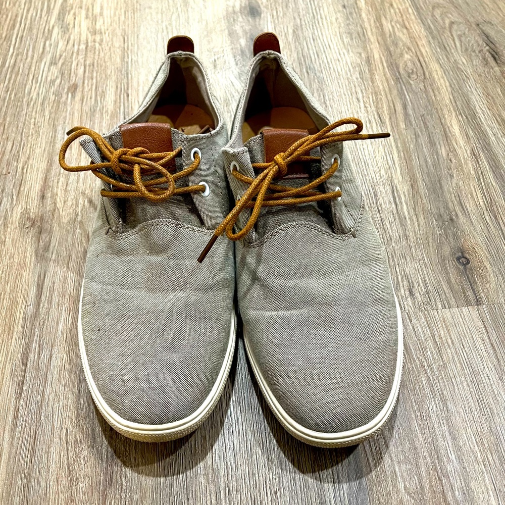 Mountain Creek size 8 1/2